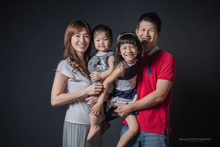 兒童寫真，家庭寫真，親子寫真，孕婦寫真，寵物寫真，女攝影師