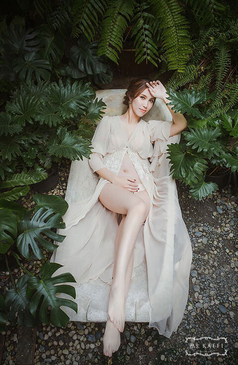 孕婦寫真, 孕婦寫真推薦,台北孕婦寫真,宜蘭孕婦寫真,台中孕婦寫真,孕婦照,新生兒寫真,寶寶寫真,女婚攝推薦,女攝影師, 卡菲小姐, 風雲20攝影師, 孕婦寫真服裝,孕婦寫真週數,孕婦寫真價格,孕婦寫真自助,孕婦禮服,孕婦寫真洋裝,孕婦寫真造型,孕婦寫真價位,台北親子寫真,親子寫真,親子寫真推薦,親子寫真服裝,親子寫真價格,親子寫真氣球,家庭寫真,全家福,兒童寫真推薦,兒童寫真台北,親子照,抓週寫真,生日派對寫真,新生兒寫真價格,新生兒寫真到府,新生兒寫真方案,寫真攝影棚,吳鳳孕婦照,藝人孕婦寫真,楊千霈孕婦照,安以軒孕婦照,Janet孕婦寫真,Angelababy孕婦寫真,昆凌孕婦照,Ms. kaffi 卡菲小姐, newborn Photos,pregnancy photo,family photography