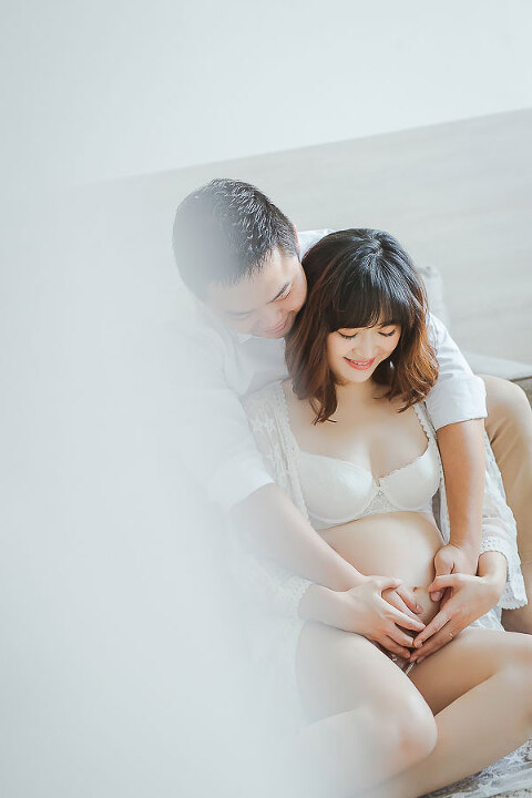 孕婦寫真, 孕婦寫真推薦,台北孕婦寫真,宜蘭孕婦寫真,台中孕婦寫真,孕婦照,新生兒寫真,寶寶寫真,女婚攝推薦,女攝影師, 卡菲小姐, 風雲20攝影師, 孕婦寫真服裝,孕婦寫真週數,孕婦寫真價格,孕婦寫真自助,孕婦禮服,孕婦寫真洋裝,孕婦寫真造型,孕婦寫真價位,台北親子寫真,親子寫真,親子寫真推薦,親子寫真服裝,親子寫真價格,親子寫真氣球,家庭寫真,全家福,兒童寫真推薦,兒童寫真台北,親子照,抓週寫真,生日派對寫真,新生兒寫真價格,新生兒寫真到府,新生兒寫真方案,寫真攝影棚,吳鳳孕婦照,藝人孕婦寫真,楊千霈孕婦照,安以軒孕婦照,Janet孕婦寫真,Angelababy孕婦寫真,寶寶寫真主題,新生兒寫真主題,昆凌孕婦照,Ms. kaffi 卡菲小姐,newborn Photos,pregnancy photo,family photography
