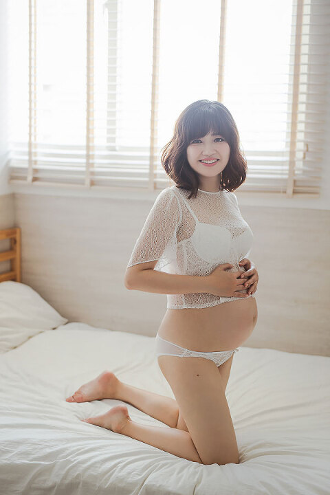 孕婦寫真, 孕婦寫真推薦,台北孕婦寫真,宜蘭孕婦寫真,台中孕婦寫真,孕婦照,新生兒寫真,寶寶寫真,女婚攝推薦,女攝影師, 卡菲小姐, 風雲20攝影師, 孕婦寫真服裝,孕婦寫真週數,孕婦寫真價格,孕婦寫真自助,孕婦禮服,孕婦寫真洋裝,孕婦寫真造型,孕婦寫真價位,台北親子寫真,親子寫真,親子寫真推薦,親子寫真服裝,親子寫真價格,親子寫真氣球,家庭寫真,全家福,兒童寫真推薦,兒童寫真台北,親子照,抓週寫真,生日派對寫真,新生兒寫真價格,新生兒寫真到府,新生兒寫真方案,寫真攝影棚,吳鳳孕婦照,藝人孕婦寫真,楊千霈孕婦照,安以軒孕婦照,Janet孕婦寫真,Angelababy孕婦寫真,寶寶寫真主題,新生兒寫真主題,昆凌孕婦照,Ms. kaffi 卡菲小姐,newborn Photos,pregnancy photo,family photography
