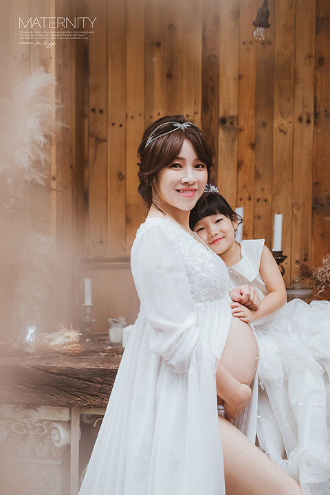 孕婦寫真, 孕婦寫真推薦,台北孕婦寫真,宜蘭孕婦寫真,台中孕婦寫真,孕婦照,新生兒寫真,寶寶寫真,女婚攝推薦,女攝影師, 卡菲小姐, 風雲20攝影師, 孕婦寫真服裝,孕婦寫真週數,孕婦寫真價格,孕婦寫真自助,孕婦禮服,孕婦寫真洋裝,孕婦寫真造型,孕婦寫真價位,台北親子寫真,親子寫真,親子寫真推薦,親子寫真服裝,親子寫真價格,親子寫真氣球,家庭寫真,全家福,兒童寫真推薦,兒童寫真台北,親子照,抓週寫真,生日派對寫真,新生兒寫真價格,新生兒寫真到府,新生兒寫真方案,寫真攝影棚,吳鳳孕婦照,藝人孕婦寫真,楊千霈孕婦照,安以軒孕婦照,Janet孕婦寫真,Angelababy孕婦寫真,寶寶寫真主題,新生兒寫真主題,昆凌孕婦照,Ms. kaffi 卡菲小姐,newborn Photos,pregnancy photo,family photography