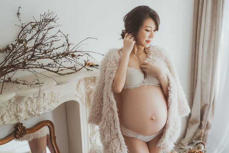 孕婦寫真, 孕婦寫真推薦,台北孕婦寫真,宜蘭孕婦寫真,台中孕婦寫真,孕婦照,新生兒寫真,寶寶寫真,女婚攝推薦,女攝影師, 卡菲小姐, 風雲20攝影師, 孕婦寫真服裝,孕婦寫真週數,孕婦寫真價格,孕婦寫真自助,孕婦禮服,孕婦寫真洋裝,孕婦寫真造型,孕婦寫真價位,台北親子寫真,親子寫真,親子寫真推薦,親子寫真服裝,親子寫真價格,親子寫真氣球,家庭寫真,全家福,兒童寫真推薦,兒童寫真台北,親子照,抓週寫真,生日派對寫真,新生兒寫真價格,新生兒寫真到府,新生兒寫真方案,寫真攝影棚,吳鳳孕婦照,藝人孕婦寫真,楊千霈孕婦照,安以軒孕婦照,Janet孕婦寫真,Angelababy孕婦寫真,寶寶寫真主題,新生兒寫真主題,昆凌孕婦照,Ms. kaffi 卡菲小姐,newborn Photos,pregnancy photo,family photography