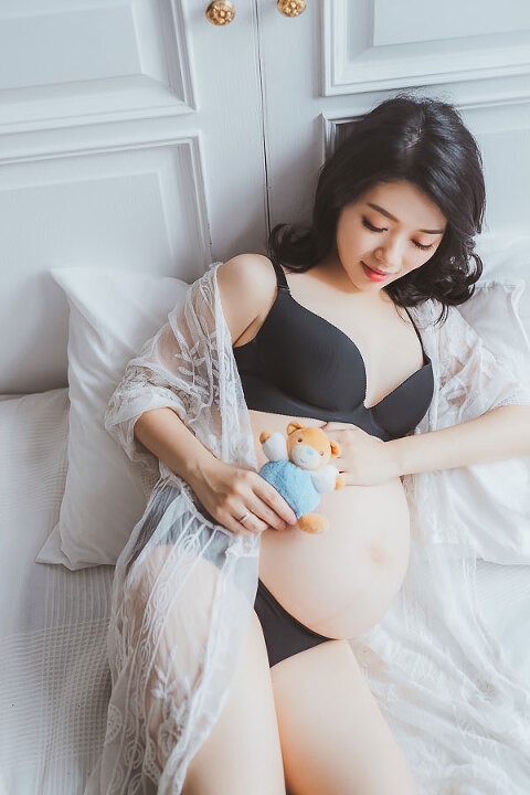 孕婦寫真, 孕婦寫真推薦,台北孕婦寫真,宜蘭孕婦寫真,台中孕婦寫真,孕婦照,新生兒寫真,寶寶寫真,女婚攝推薦,女攝影師, 卡菲小姐, 風雲20攝影師, 孕婦寫真服裝,孕婦寫真週數,孕婦寫真價格,孕婦寫真自助,孕婦禮服,孕婦寫真洋裝,孕婦寫真造型,孕婦寫真價位,台北親子寫真,親子寫真,親子寫真推薦,親子寫真服裝,親子寫真價格,親子寫真氣球,家庭寫真,全家福,兒童寫真推薦,兒童寫真台北,親子照,抓週寫真,生日派對寫真,新生兒寫真價格,新生兒寫真到府,新生兒寫真方案,寫真攝影棚,吳鳳孕婦照,藝人孕婦寫真,楊千霈孕婦照,安以軒孕婦照,Janet孕婦寫真,Angelababy孕婦寫真,寶寶寫真主題,新生兒寫真主題,昆凌孕婦照,Ms. kaffi 卡菲小姐,newborn Photos,pregnancy photo,family photography