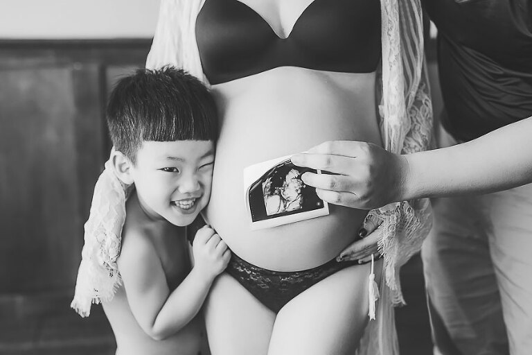 孕婦寫真, 孕婦寫真推薦,台北孕婦寫真,宜蘭孕婦寫真,台中孕婦寫真,孕婦照,新生兒寫真,寶寶寫真,女婚攝推薦,女攝影師, 卡菲小姐, 風雲20攝影師, 孕婦寫真服裝,孕婦寫真週數,孕婦寫真價格,孕婦寫真自助,孕婦禮服,孕婦寫真洋裝,孕婦寫真造型,孕婦寫真價位,台北親子寫真,親子寫真,親子寫真推薦,親子寫真服裝,親子寫真價格,親子寫真氣球,家庭寫真,全家福,兒童寫真推薦,兒童寫真台北,親子照,抓週寫真,生日派對寫真,新生兒寫真價格,新生兒寫真到府,新生兒寫真方案,寫真攝影棚,吳鳳孕婦照,藝人孕婦寫真,楊千霈孕婦照,安以軒孕婦照,Janet孕婦寫真,Angelababy孕婦寫真,寶寶寫真主題,新生兒寫真主題,昆凌孕婦照,Ms. kaffi 卡菲小姐,newborn Photos,pregnancy photo,family photography