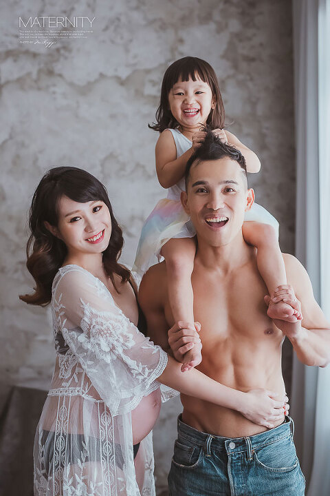 孕婦寫真, 孕婦寫真推薦,台北孕婦寫真,宜蘭孕婦寫真,台中孕婦寫真,孕婦照,新生兒寫真,寶寶寫真,女婚攝推薦,女攝影師, 卡菲小姐, 風雲20攝影師, 孕婦寫真服裝,孕婦寫真週數,孕婦寫真價格,孕婦寫真自助,孕婦禮服,孕婦寫真洋裝,孕婦寫真造型,孕婦寫真價位,台北親子寫真,親子寫真,親子寫真推薦,親子寫真服裝,親子寫真價格,親子寫真氣球,家庭寫真,全家福,兒童寫真推薦,兒童寫真台北,親子照,抓週寫真,生日派對寫真,新生兒寫真價格,新生兒寫真到府,新生兒寫真方案,寫真攝影棚,吳鳳孕婦照,藝人孕婦寫真,楊千霈孕婦照,安以軒孕婦照,Janet孕婦寫真,Angelababy孕婦寫真,寶寶寫真主題,新生兒寫真主題,昆凌孕婦照,Ms. kaffi 卡菲小姐,newborn Photos,pregnancy photo,family photography