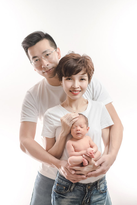 孕婦寫真, 孕婦寫真推薦,台北孕婦寫真,宜蘭孕婦寫真,台中孕婦寫真,孕婦照,新生兒寫真,寶寶寫真,女婚攝推薦,女攝影師, 卡菲小姐, 風雲20攝影師, 孕婦寫真服裝,孕婦寫真週數,孕婦寫真價格,孕婦寫真自助,孕婦禮服,孕婦寫真洋裝,孕婦寫真造型,孕婦寫真價位,台北親子寫真,親子寫真,親子寫真推薦,親子寫真服裝,親子寫真價格,親子寫真氣球,家庭寫真,全家福,兒童寫真推薦,兒童寫真台北,親子照,抓週寫真,生日派對寫真,新生兒寫真價格,新生兒寫真到府,新生兒寫真方案,寫真攝影棚,,藝人孕婦寫真,楊千霈孕婦照,安以軒孕婦照,Janet孕婦寫真,Angelababy孕婦寫真,寶寶寫真主題,新生兒寫真主題,昆凌孕婦照,Ms. kaffi 卡菲小姐,newborn Photos,pregnancy photo,family photography,部落客寶寶寫真,台北寶寶寫真,部落客新生兒寫真,台北新生兒寫真