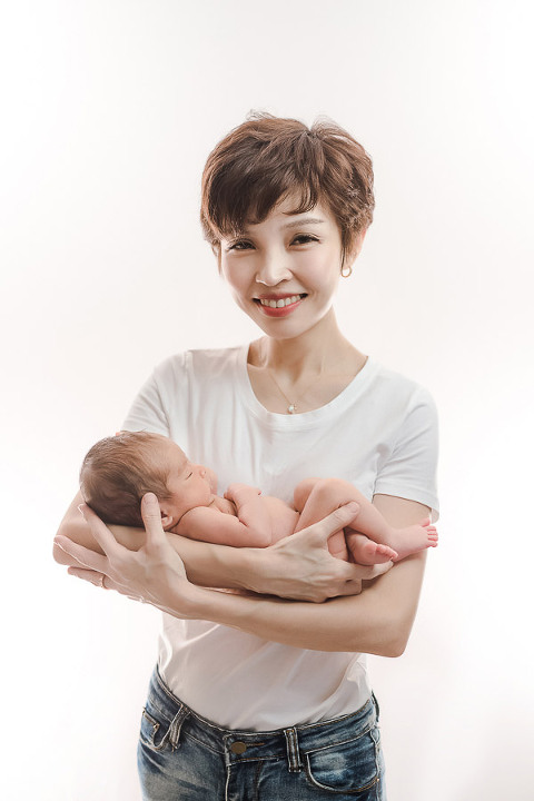 孕婦寫真, 孕婦寫真推薦,台北孕婦寫真,宜蘭孕婦寫真,台中孕婦寫真,孕婦照,新生兒寫真,寶寶寫真,女婚攝推薦,女攝影師, 卡菲小姐, 風雲20攝影師, 孕婦寫真服裝,孕婦寫真週數,孕婦寫真價格,孕婦寫真自助,孕婦禮服,孕婦寫真洋裝,孕婦寫真造型,孕婦寫真價位,台北親子寫真,親子寫真,親子寫真推薦,親子寫真服裝,親子寫真價格,親子寫真氣球,家庭寫真,全家福,兒童寫真推薦,兒童寫真台北,親子照,抓週寫真,生日派對寫真,新生兒寫真價格,新生兒寫真到府,新生兒寫真方案,寫真攝影棚,,藝人孕婦寫真,楊千霈孕婦照,安以軒孕婦照,Janet孕婦寫真,Angelababy孕婦寫真,寶寶寫真主題,新生兒寫真主題,昆凌孕婦照,Ms. kaffi 卡菲小姐,newborn Photos,pregnancy photo,family photography,部落客寶寶寫真,台北寶寶寫真,部落客新生兒寫真,台北新生兒寫真