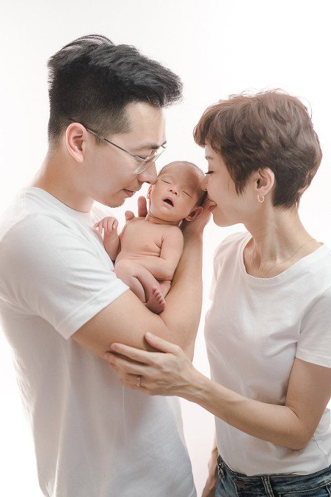 孕婦寫真, 孕婦寫真推薦,台北孕婦寫真,宜蘭孕婦寫真,台中孕婦寫真,孕婦照,新生兒寫真,寶寶寫真,女婚攝推薦,女攝影師, 卡菲小姐, 風雲20攝影師, 孕婦寫真服裝,孕婦寫真週數,孕婦寫真價格,孕婦寫真自助,孕婦禮服,孕婦寫真洋裝,孕婦寫真造型,孕婦寫真價位,台北親子寫真,親子寫真,親子寫真推薦,親子寫真服裝,親子寫真價格,親子寫真氣球,家庭寫真,全家福,兒童寫真推薦,兒童寫真台北,親子照,抓週寫真,生日派對寫真,新生兒寫真價格,新生兒寫真到府,新生兒寫真方案,寫真攝影棚,,藝人孕婦寫真,楊千霈孕婦照,安以軒孕婦照,Janet孕婦寫真,Angelababy孕婦寫真,寶寶寫真主題,新生兒寫真主題,昆凌孕婦照,Ms. kaffi 卡菲小姐,newborn Photos,pregnancy photo,family photography,部落客寶寶寫真,台北寶寶寫真,部落客新生兒寫真,台北新生兒寫真
