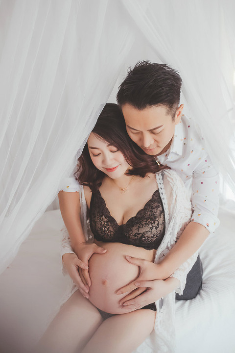 孕婦寫真, 孕婦寫真推薦,台北孕婦寫真,宜蘭孕婦寫真,台中孕婦寫真,孕婦照,新生兒寫真,寶寶寫真,女婚攝推薦,女攝影師, 卡菲小姐, 風雲20攝影師, 孕婦寫真服裝,孕婦寫真週數,孕婦寫真價格,孕婦寫真自助,孕婦禮服,孕婦寫真洋裝,孕婦寫真造型,孕婦寫真價位,台北親子寫真,親子寫真,親子寫真推薦,親子寫真服裝,親子寫真價格,親子寫真氣球,家庭寫真,全家福,兒童寫真推薦,兒童寫真台北,親子照,抓週寫真,生日派對寫真,新生兒寫真價格,新生兒寫真到府,新生兒寫真方案,寫真攝影棚,,藝人孕婦寫真,楊千霈孕婦照,安以軒孕婦照,Janet孕婦寫真,Angelababy孕婦寫真,寶寶寫真主題,新生兒寫真主題,昆凌孕婦照,Ms. kaffi 卡菲小姐,newborn Photos,pregnancy photo,family photography,部落客寶寶寫真,台北寶寶寫真,部落客新生兒寫真,台北新生兒寫真